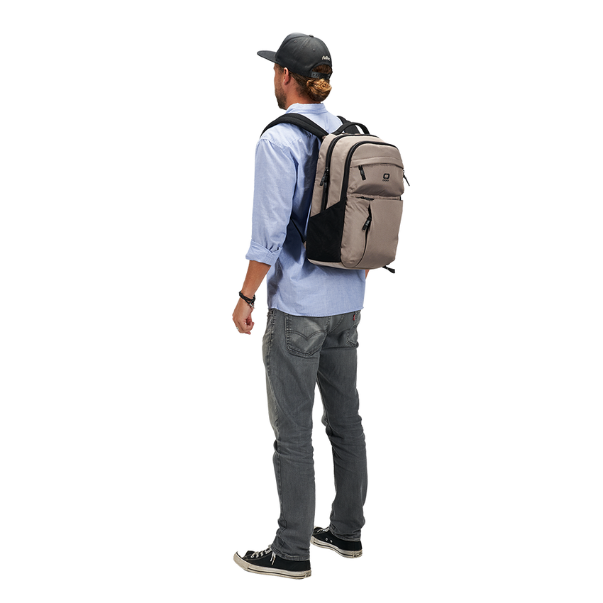 Men ogio backpack hotsell