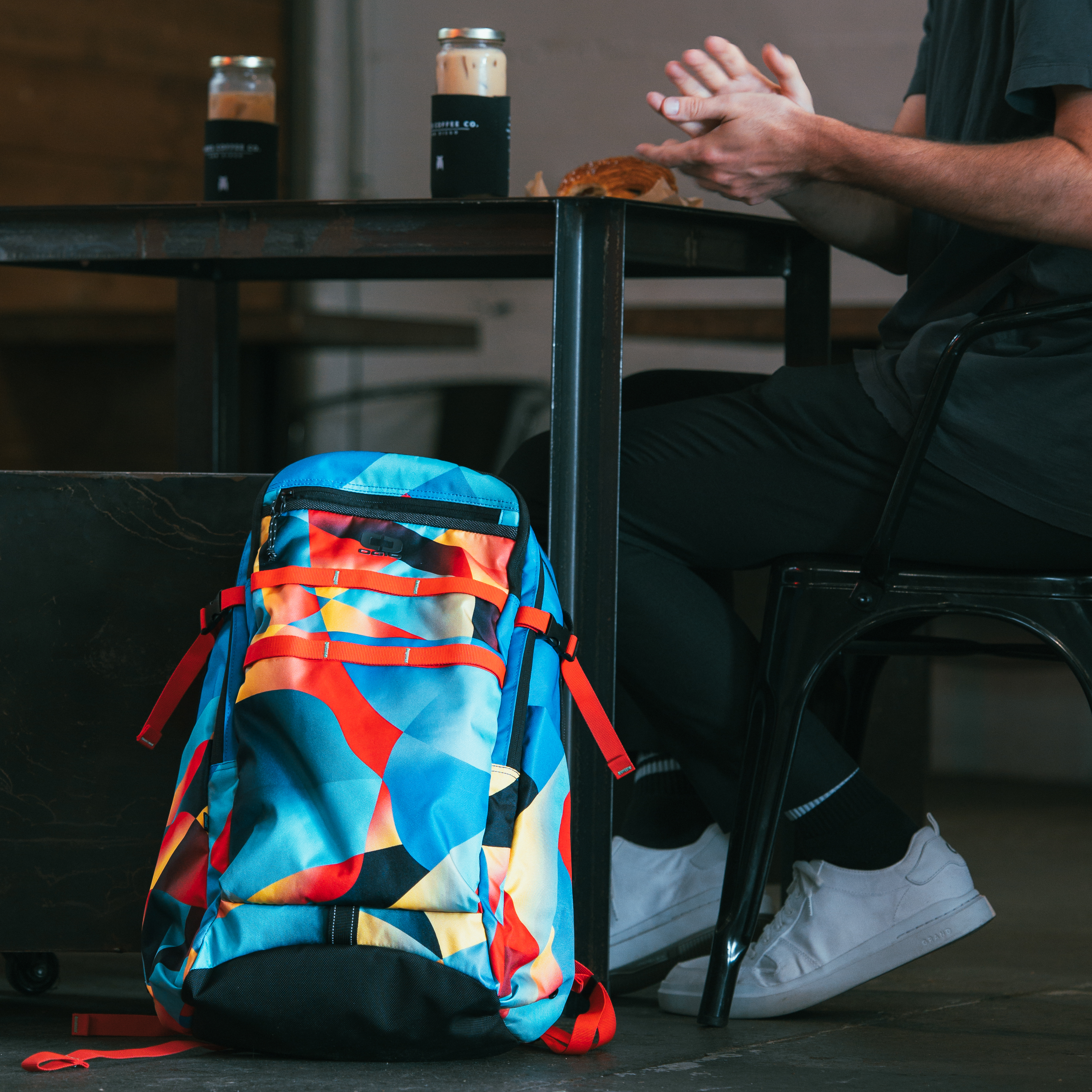 alpha-25-backpack-lifestyle-5
